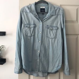 American Eagle Favorite Fit Denim Shirt